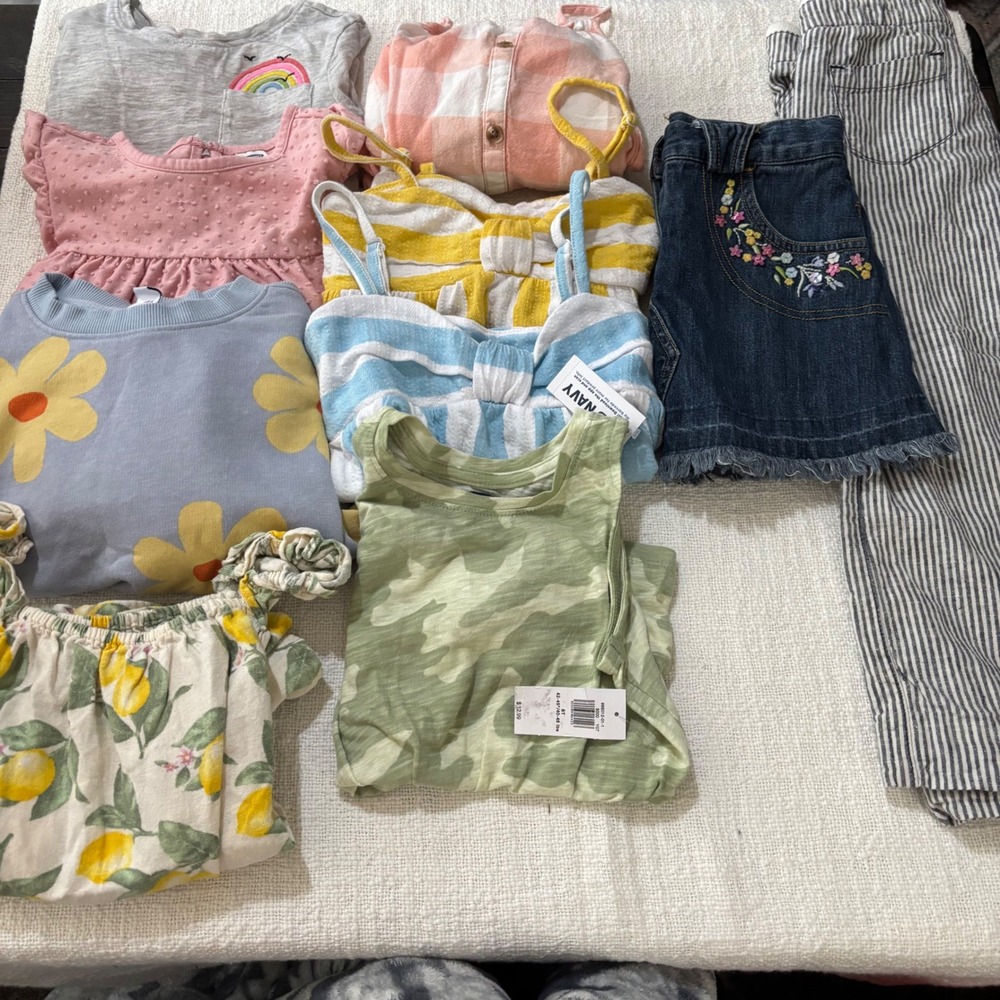 Old Navy Girls 5T XS Clothing Lot 10pc Skirt Pants Sweatshirt Tops Camo Floral